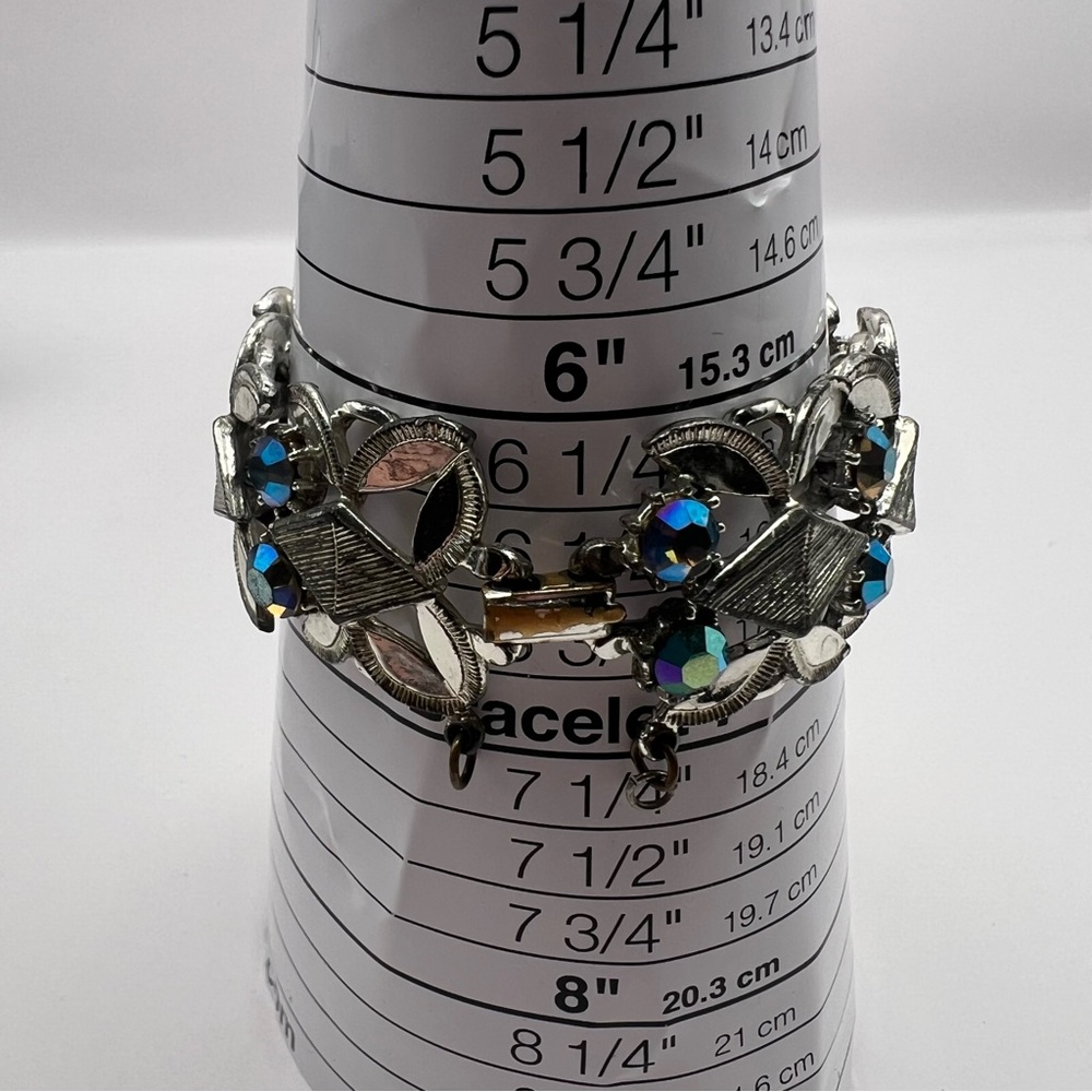 Elegant Silver Tone & Purple AB Vintage Panel Bracelet Size 6.5 - Picture 8 of 11